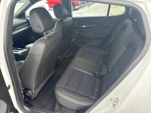 2025 Buick Envista Preferred FWD