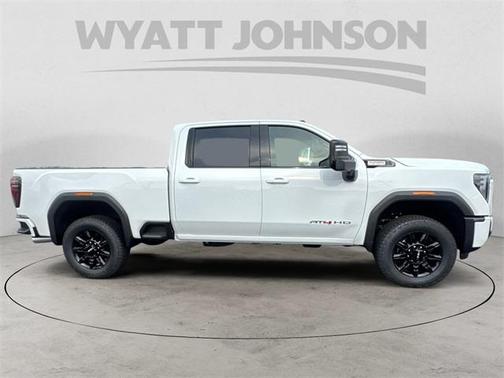 2026 GMC Sierra 2500 AT4