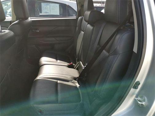 2020 Mitsubishi Outlander SEL