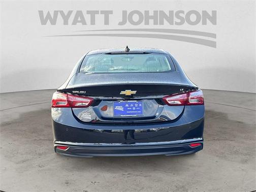 2024 Chevrolet Malibu FWD 2LT