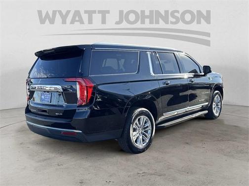 2022 GMC Yukon XL SLT
