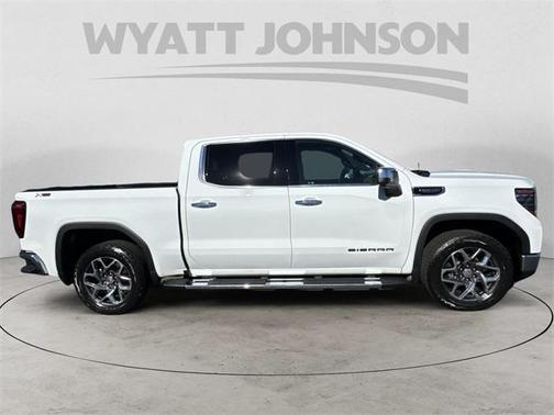 2024 GMC Sierra 1500 SLT