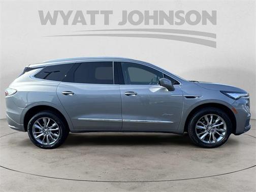 2023 Buick Enclave Avenir FWD