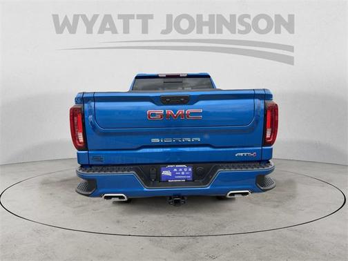 2022 GMC Sierra 1500 AT4