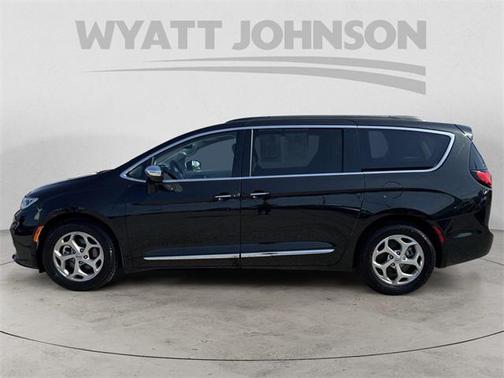 2023 Chrysler Pacifica Limited