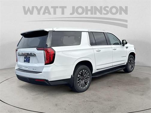 2023 GMC Yukon XL SLT