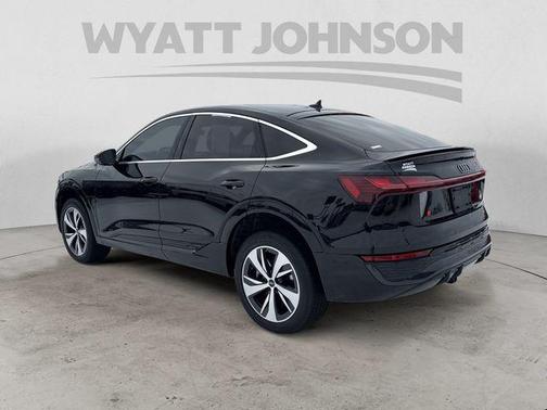 2024 Audi Q8 e-tron Premium Plus