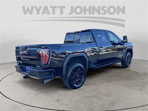 2024 GMC Sierra 2500 AT4