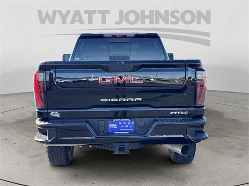 2024 GMC Sierra 2500 AT4