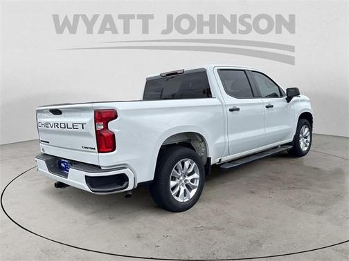 2022 Chevrolet Silverado 1500 Custom