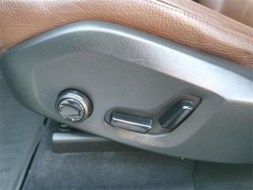 2018 Volvo XC60 T5 Momentum