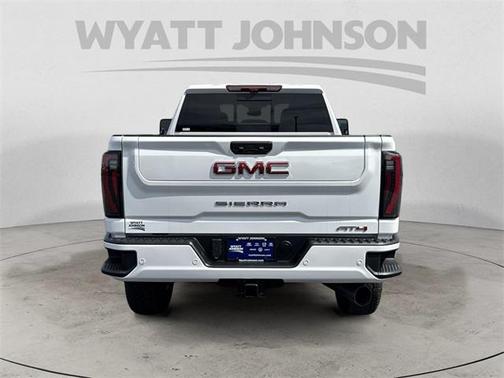 2025 GMC Sierra 2500 AT4