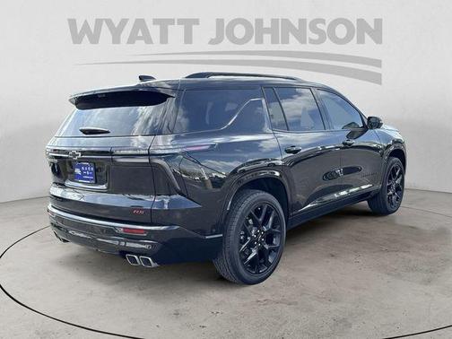 Mosaic Black Metallic 2024 Chevrolet Traverse RS