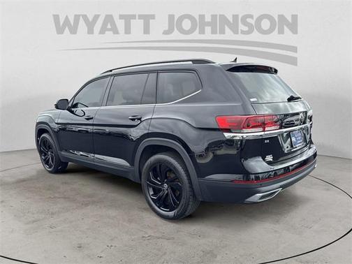 2023 Volkswagen Atlas 2.0T SE w/Technology