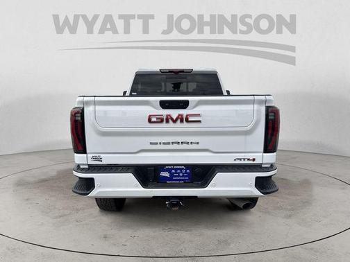 2024 GMC Sierra 2500 AT4
