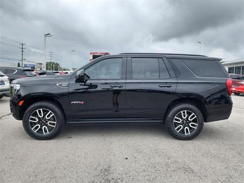 2022 GMC Yukon 4WD AT4