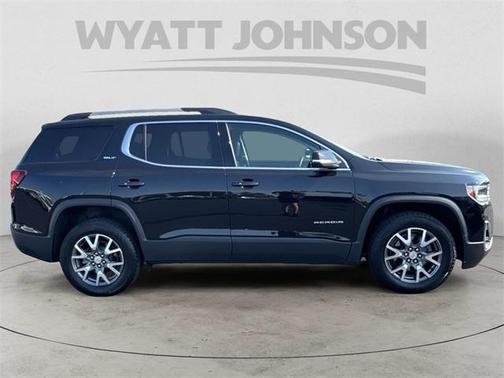 2023 GMC Acadia AWD SLT