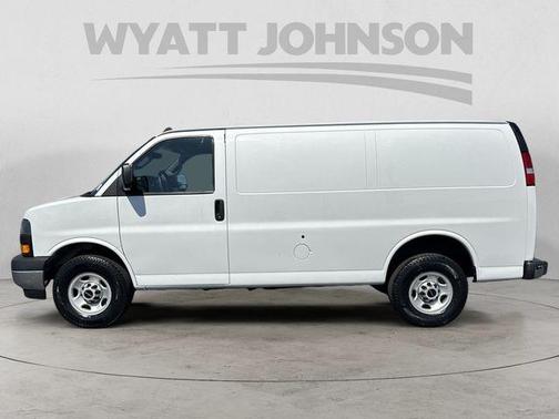 2023 GMC Savana 2500 Work Van