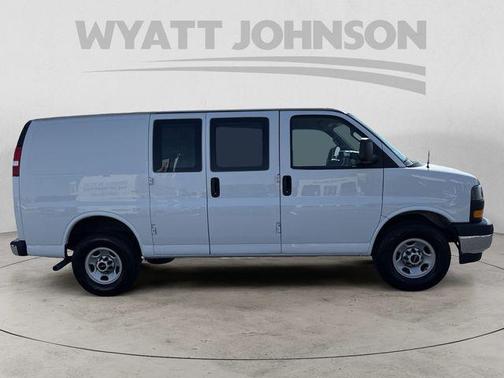 2023 GMC Savana 2500 Work Van