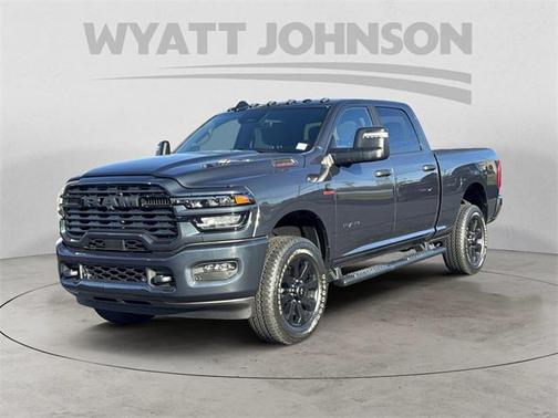 2025 RAM 2500 Big Horn Crew Cab 4x4 6'4' Box