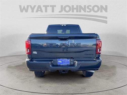 2025 RAM 2500 Big Horn Crew Cab 4x4 6'4' Box