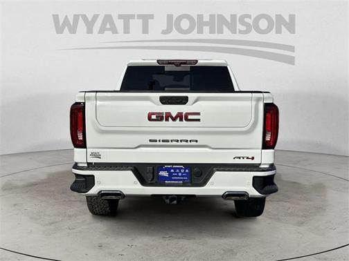2022 GMC Sierra 1500 AT4