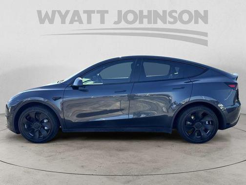 2024 Tesla Model Y Long Range Single Motor Rear-Wheel Drive