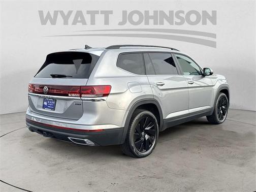 2024 Volkswagen Atlas 2.0T SE w/Technology 4MOTION