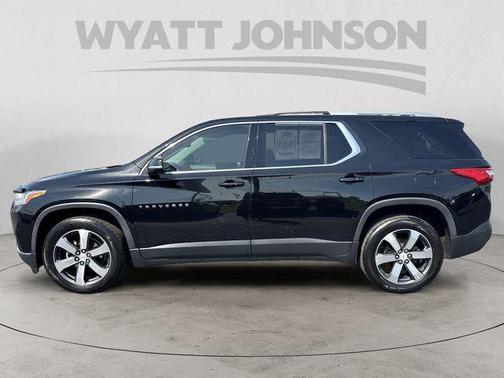 Mosaic Black Metallic 2018 Chevrolet Traverse LT Leather