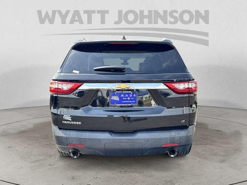 Mosaic Black Metallic 2018 Chevrolet Traverse LT Leather