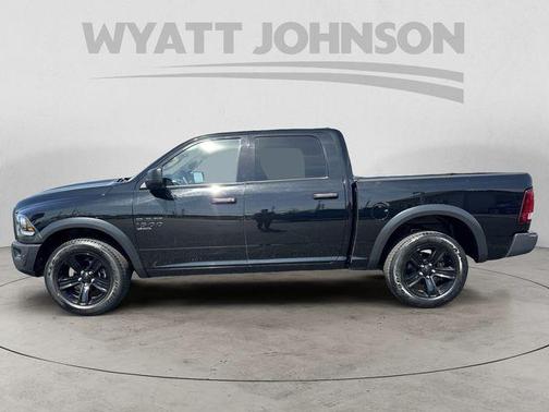 Diamond Black Crystal Pearlcoat 2024 RAM 1500 Classic Warlock Crew Cab 4x4 5'7' Box