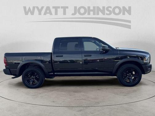 Diamond Black Crystal Pearlcoat 2024 RAM 1500 Classic Warlock Crew Cab 4x4 5'7' Box