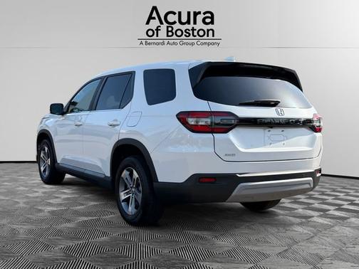 Platinum White Pearl 2023 Honda Pilot