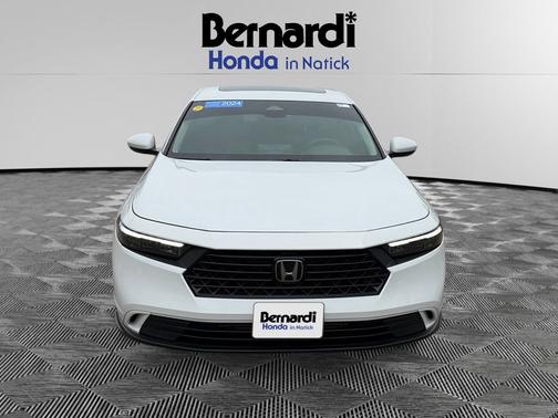 Platinum White Pearl 2024 Honda Accord