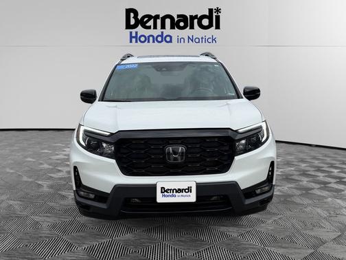 Platinum White Pearl 2022 Honda Passport