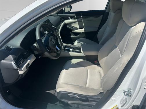 2022 Honda Accord 