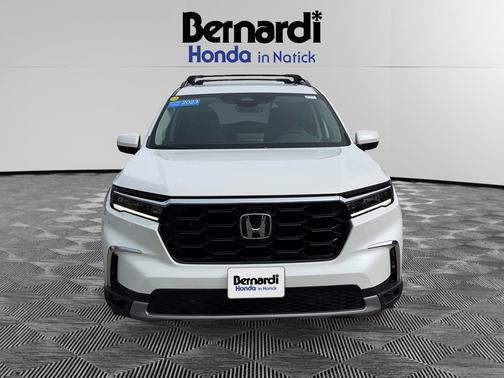 Platinum White Pearl 2023 Honda Pilot