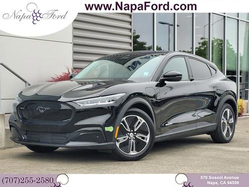 2022 Ford Mustang Mach-E SELECT