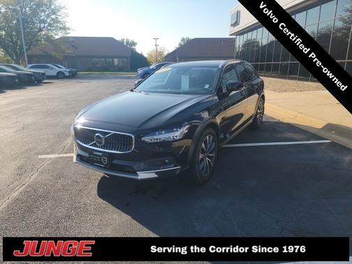 2024 Volvo V90 Cross Country B6