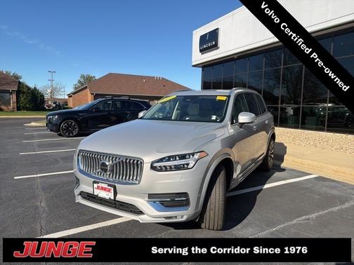 2024 Volvo XC90 B5 Plus