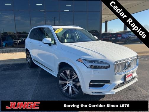 2022 Volvo XC90 T6 Inscription