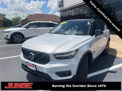 2021 Volvo XC40 R-Design