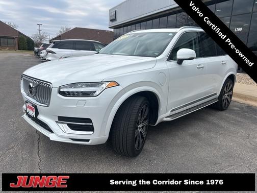 2022 Volvo XC90 Recharge Plug-In Hybrid T8 Inscription Extended Range 6P