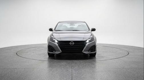 Gun Metallic 2025 Nissan Altima SV FWD