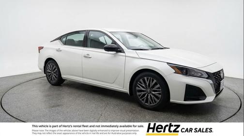 Glacier White 2025 Nissan Altima SV FWD
