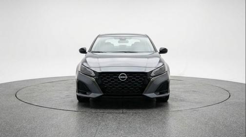 Gun Metallic 2025 Nissan Altima SV FWD