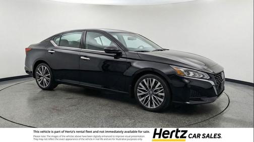 Super Black 2025 Nissan Altima SV FWD