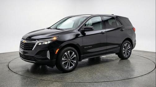 Mosaic Black Metallic 2025 Chevrolet Equinox 1LT