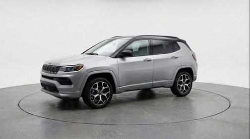 Silver Zynith Metallic Clearcoat 2025 Jeep Compass Limited