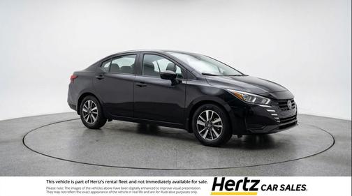 Super Black 2025 Nissan Versa 1.6 SV